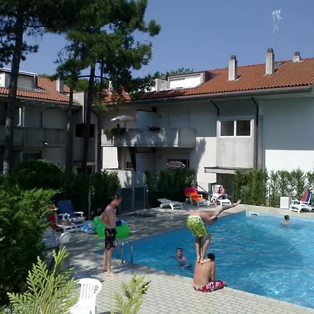 Apartment Cond Girasole *