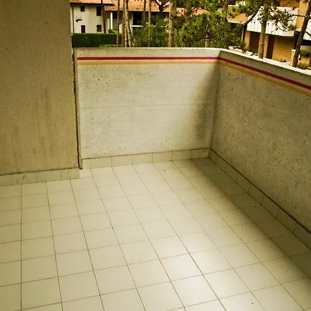Apartament Cond Girasole